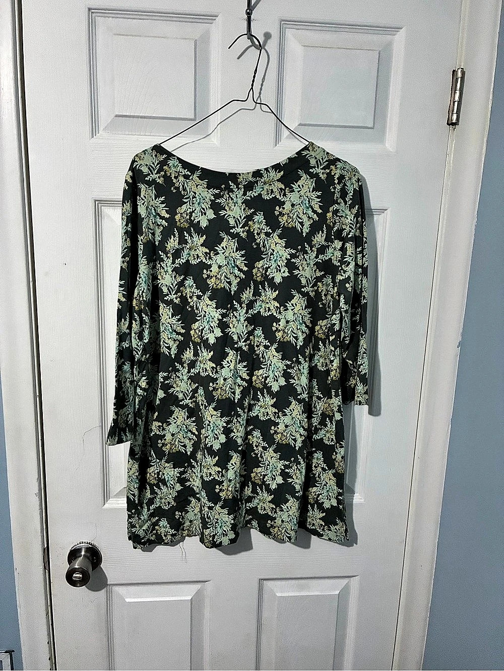 J.Jill Luxe Supima 3/4-Sleeve Tunic Floral Tunic Black & Green Size Medium